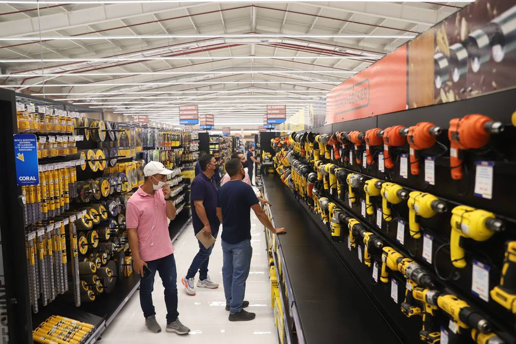 Coral Hipermercados abrió una nueva tienda en Ecuador