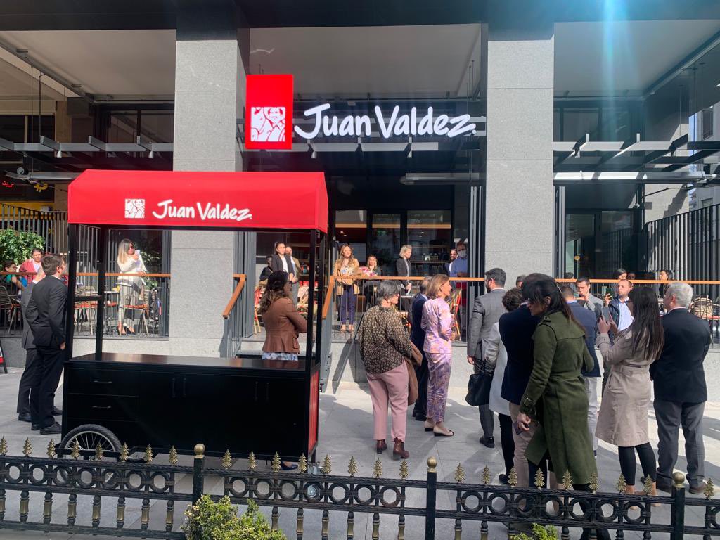 Juan Valdez se expande con nuevas tiendas en el mercado internacional
