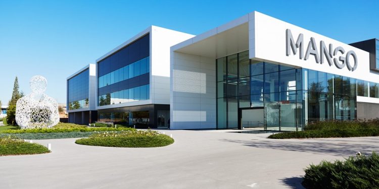 Mango firma una refinanciación de US$ 215 millones vinculada a la sostenibilidad