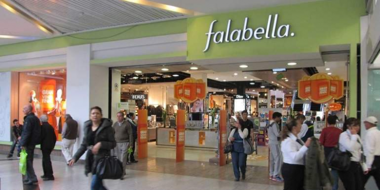 Falabella reduce sus ganancias más de 51% en el segundo trimestre
