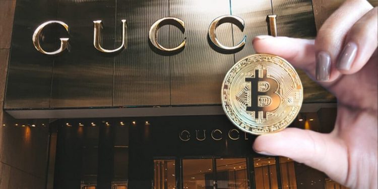 Gucci aceptará pagos con criptomonedas en sus tiendas de EE.UU.