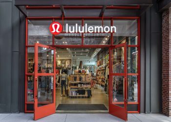 La firma de moda Lululemon llega a España