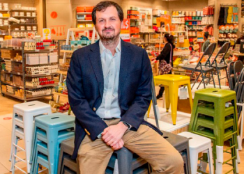 CEO corporativo de Casaideas abandona el cargo tras un año de asumir funciones