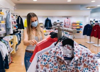 Las ventas minoristas se contraen al 23,9% en la capital chilena