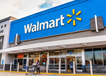 Inflación golpea a Walmart: redujo su beneficio anual un 14.6%