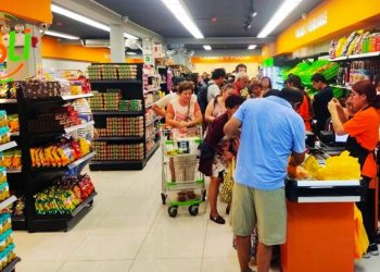 Supermercado express Holi abre su primer local en Perú y apunta a sumar 20 tiendas este año