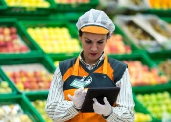 Mercadona y Carrefour, las mejores enseñas para trabajar según los universitarios y estudiantes de FP