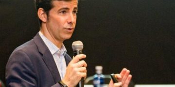 Diseño de Tiendas: Jorge Mas aboga porque el retail incorpore la Inteligencia Artificial