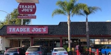 Trader Joe’s anuncia que no tiene intención de introducir cajas de autopago