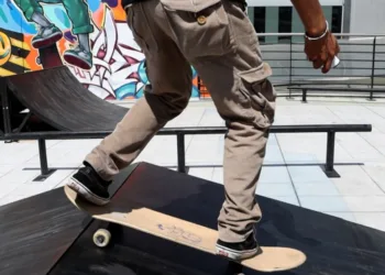 Centro Comercial de Bogotá inaugura skate park gratis