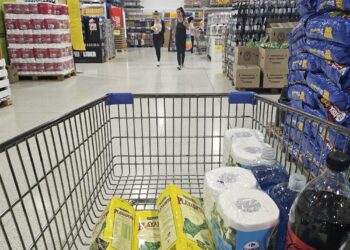 El dato que entusiasma al Gobierno, pero mantiene en alerta a los supermercados