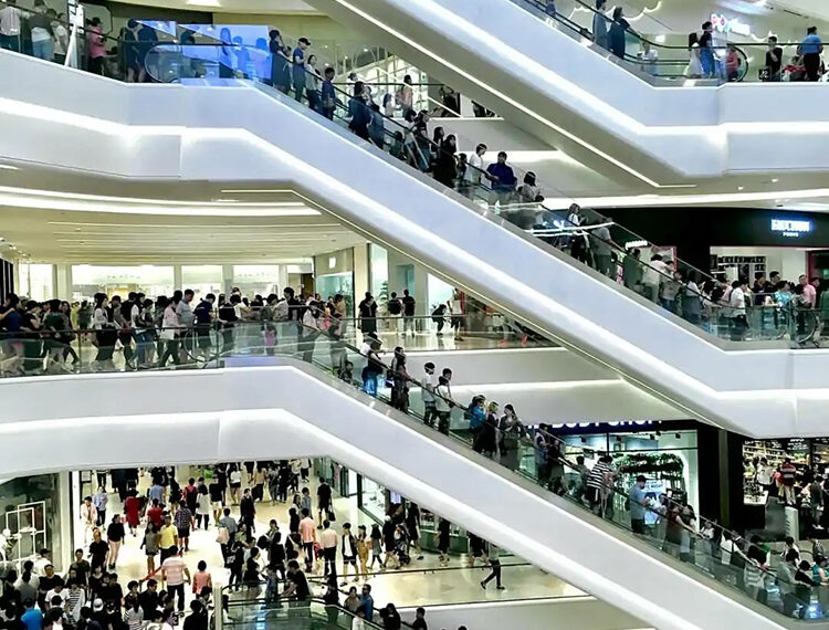 Los centros comerciales entran en una nueva era: menos tráfico exterior, pero más conversión en tienda