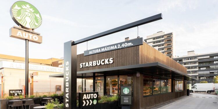 Starbucks lleva su formato Auto a La Garena y Megapark