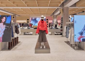 Inditex impulsa Bershka en los Estados Unidos con la apertura de su primera tienda