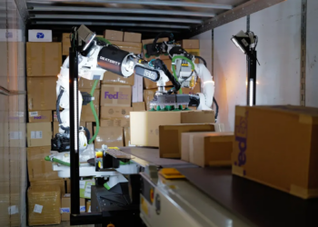 Amazon y FedEx aceleran el uso de brazos robóticos en logística