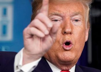 Trump presiona nuevamente a la Reserva Federal para que baje las tasas